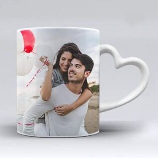 caneca com asa em coração personalizada com fotografia